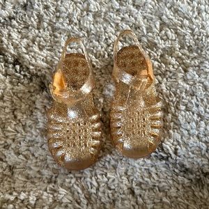 Cat & Jack shoes size 7/8